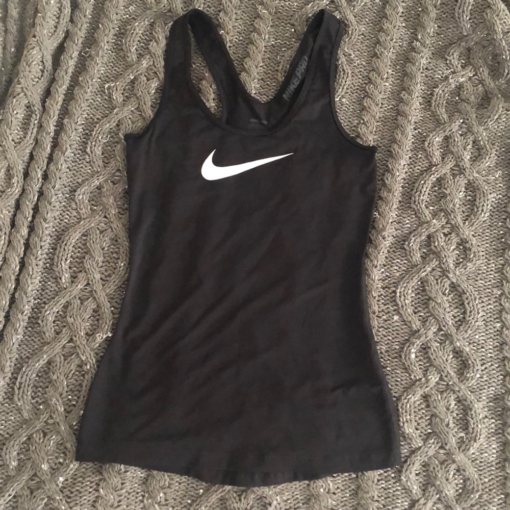 Nike dri-fit women’s work out tank size XS